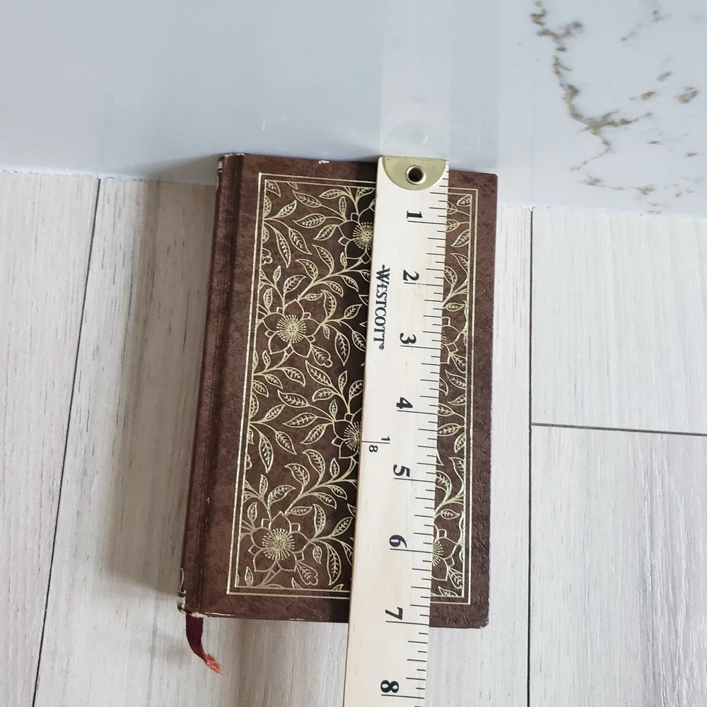 N/A romance treasury